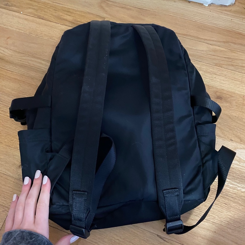 Lululemon Backpack - Picture 4 of 6